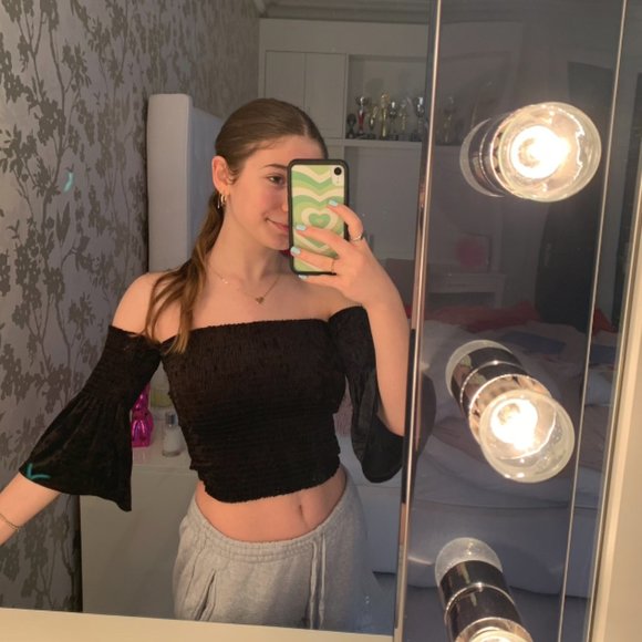 Black Tube Top with Wide Arms - Picture 3 of 5